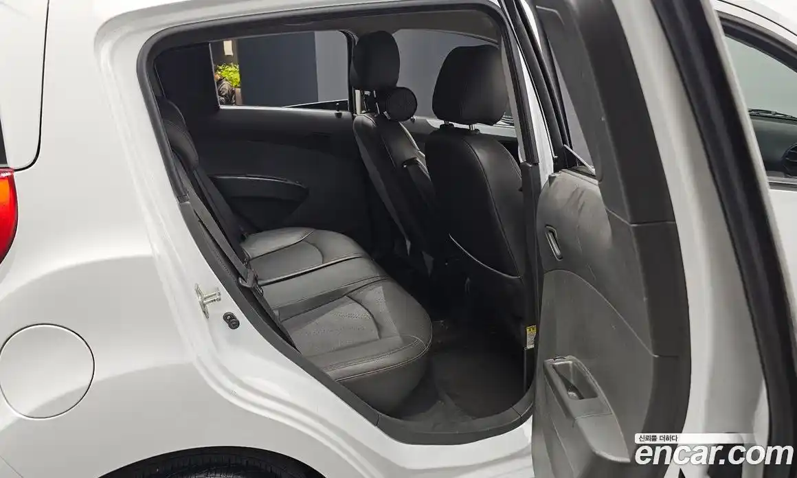 Chevrolet Spark 2014 1.0 механика в Москве № 1012355, фото 12