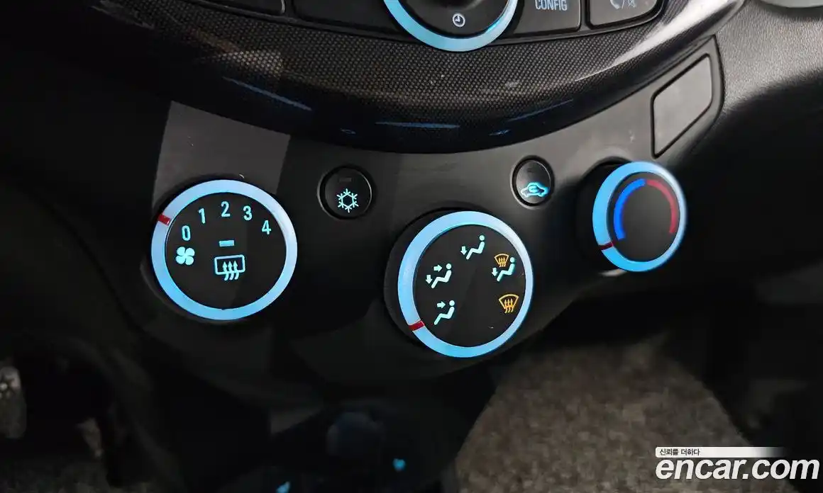 Chevrolet Spark 2014 1.0 механика в Москве № 1012355, фото 18