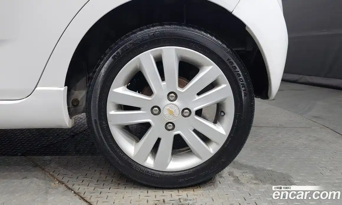 Chevrolet Spark 2014 1.0 механика в Москве № 1012355, фото 5