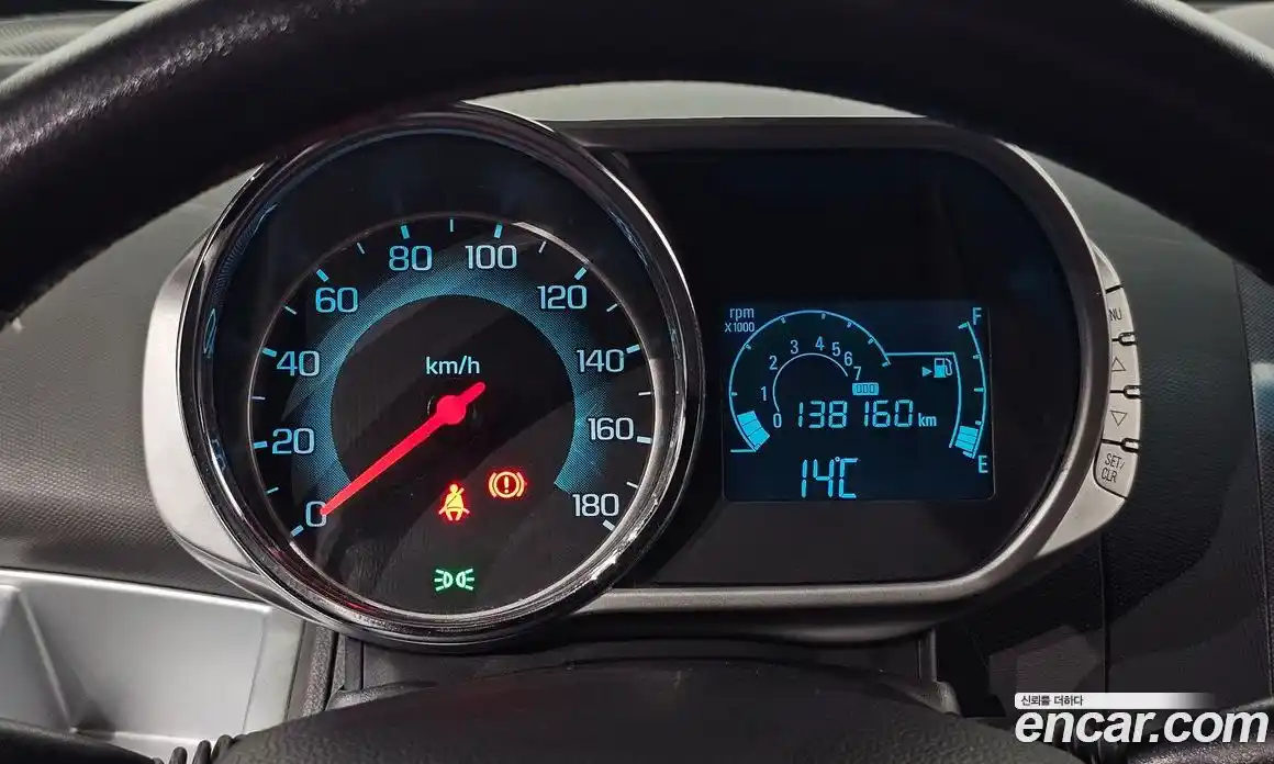 Chevrolet Spark 2014 1.0 механика в Москве № 1012355, фото 8