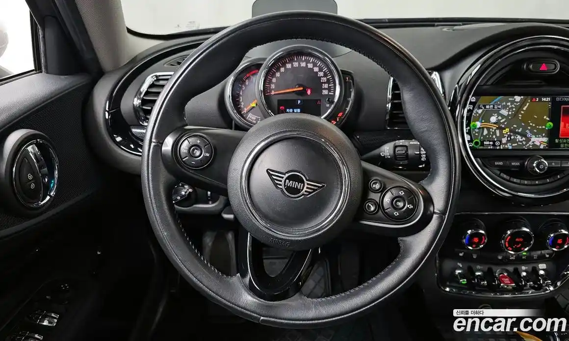 Mini Clubman 2019 1.5 гидро в Москве № 1013956, фото 13
