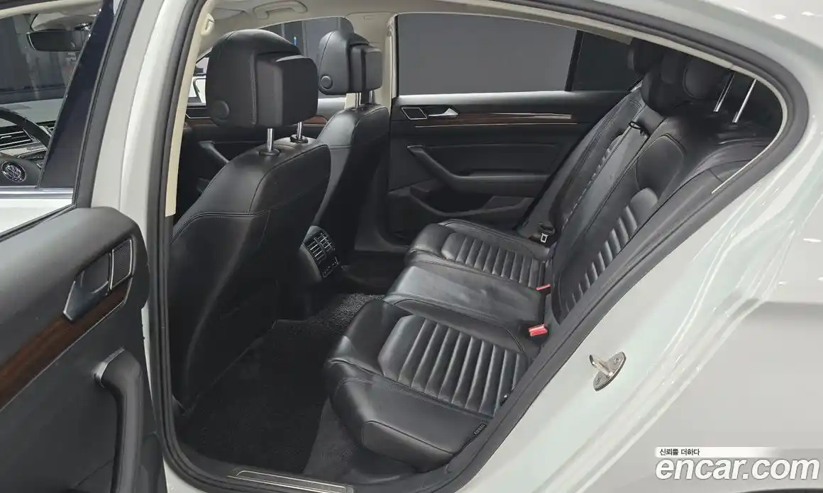 Volkswagen Passat 2018 2.0 гидро в Москве № 1014665, фото 13