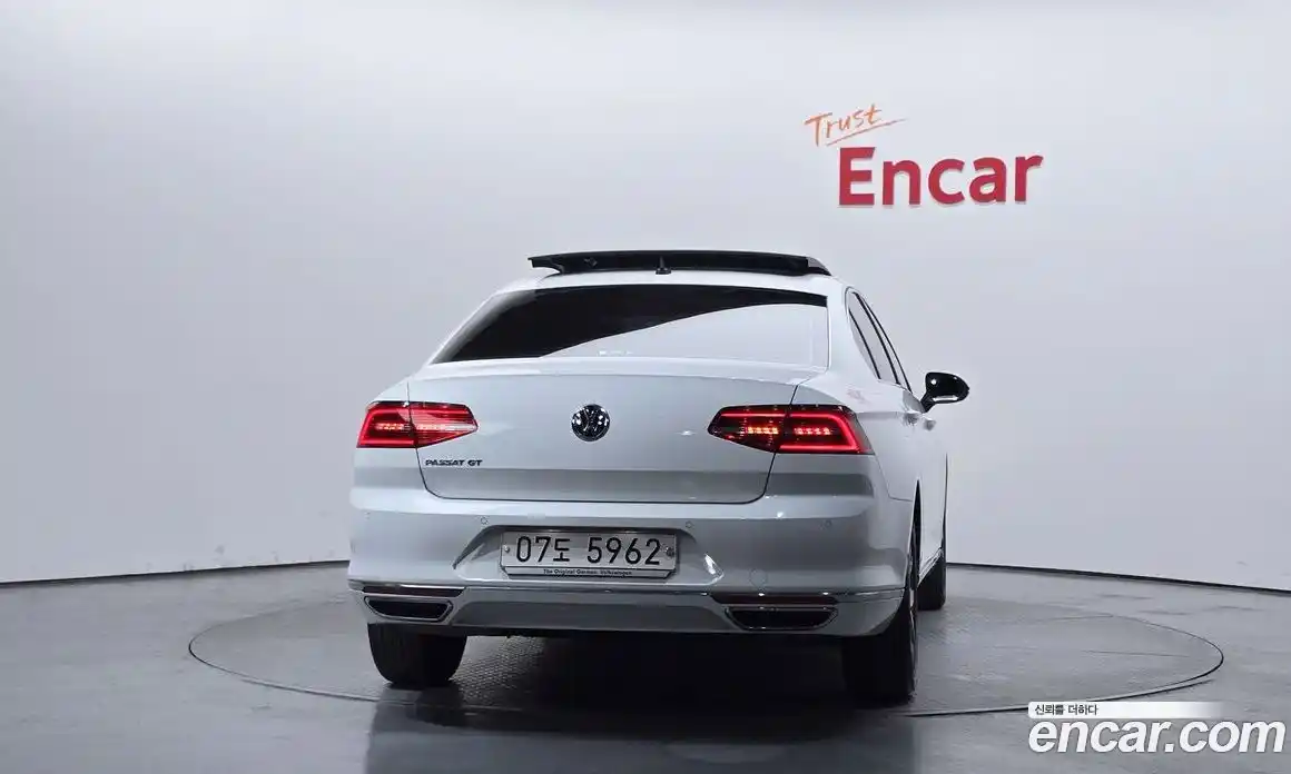 Volkswagen Passat 2018 2.0 гидро в Москве № 1014665, фото 4