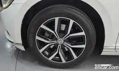 Volkswagen Passat 2018 2.0 гидро в Москве № 1014665, миниатюра 5