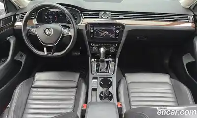 Volkswagen Passat 2018 2.0 гидро в Москве № 1014665, миниатюра 7