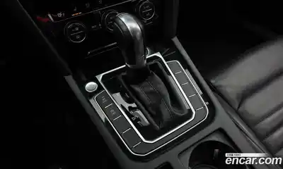 Volkswagen Passat 2018 2.0 гидро в Москве № 1014665, миниатюра 9