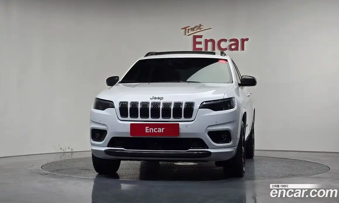 Jeep Cherokee 2021 2.4 гидро в Москве № 1014992, фото 3