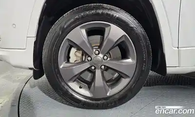 Jeep Cherokee 2021 2.4 гидро в Москве № 1014992, миниатюра 5