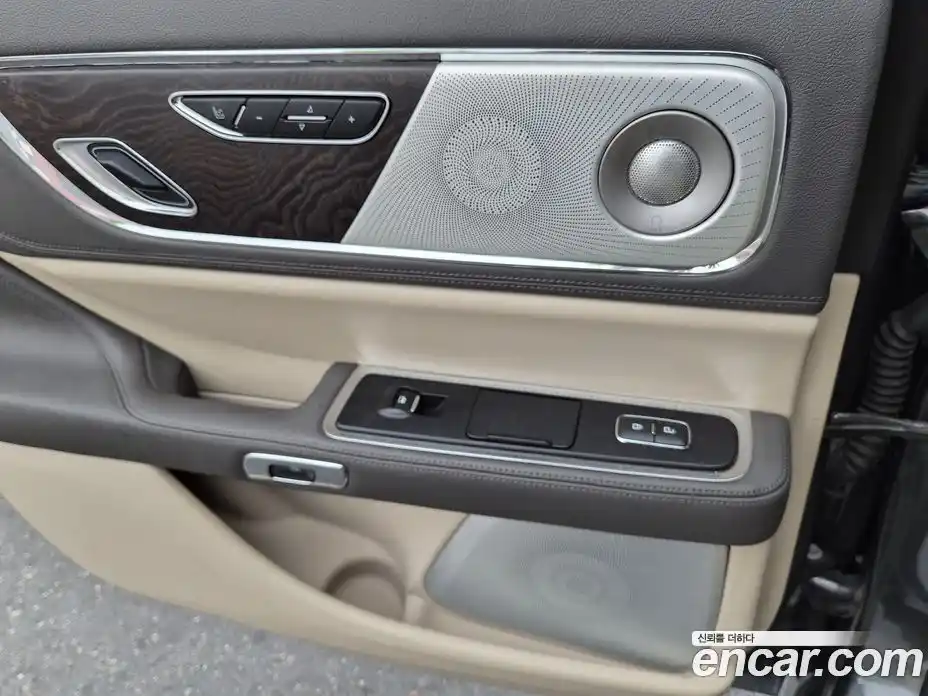 Lincoln Continental 2019 3.0 гидро в Москве № 1015635, фото 10