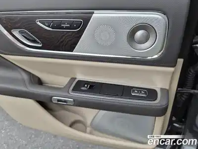 Lincoln Continental 2019 3.0 гидро в Москве № 1015635, миниатюра 10