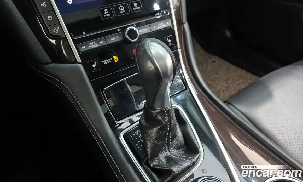Infiniti Q50 2014 2.1 гидро в Москве № 1015742, фото 9