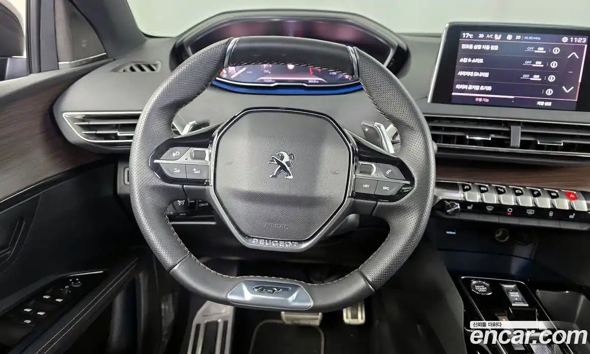 Peugeot 5008 2024 1.2 гидро в Москве № 1015780, фото 13