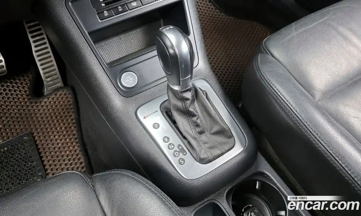 Volkswagen Tiguan 2013 2.0 гидро в Москве № 136521, фото 9