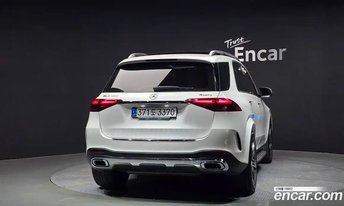 Mercedes-Benz GLE-Class 2023 3.0 гидро в Москве № 141828, фото 4