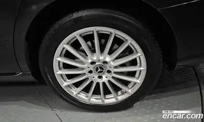 Mercedes-Benz E-Class 2022 2.0 гидро в Москве № 142115, миниатюра 5