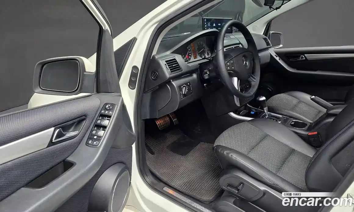 Mercedes-Benz B-Class 2010 2.0 гидро в Москве № 161882, фото 11