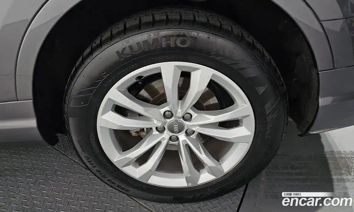 Audi Q7 2019 2.0 гидро в Москве № 163312, фото 5