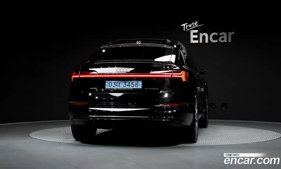 Audi e-tron 2021 0.2 гидро в Москве № 163326, фото 4