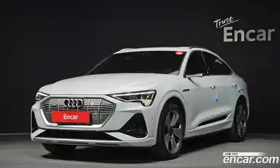 Audi e-tron, 2022