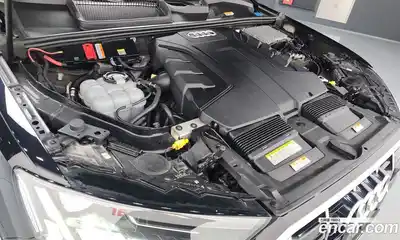 Audi Q7 2021 3.0 гидро в Москве № 163689, миниатюра 6