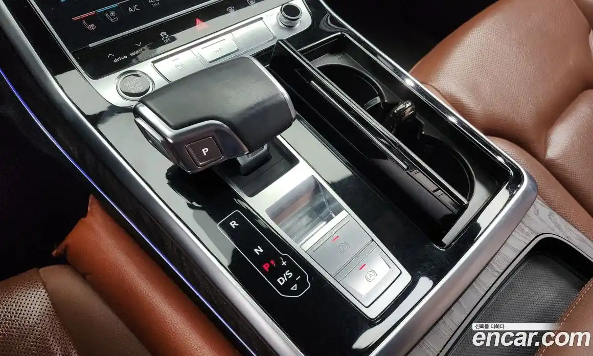 Audi Q7 2021 3.0 гидро в Москве № 163689, фото 9