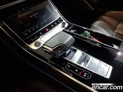 Audi A8 2023 3.0 гидро в Москве № 163963, миниатюра 9