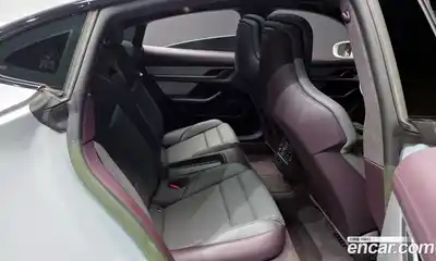 Porsche Taycan 2023 0.1 гидро в Москве № 165280, миниатюра 11
