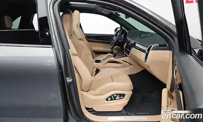 Porsche Cayenne 2021 3.0 гидро в Москве № 165346, миниатюра 11