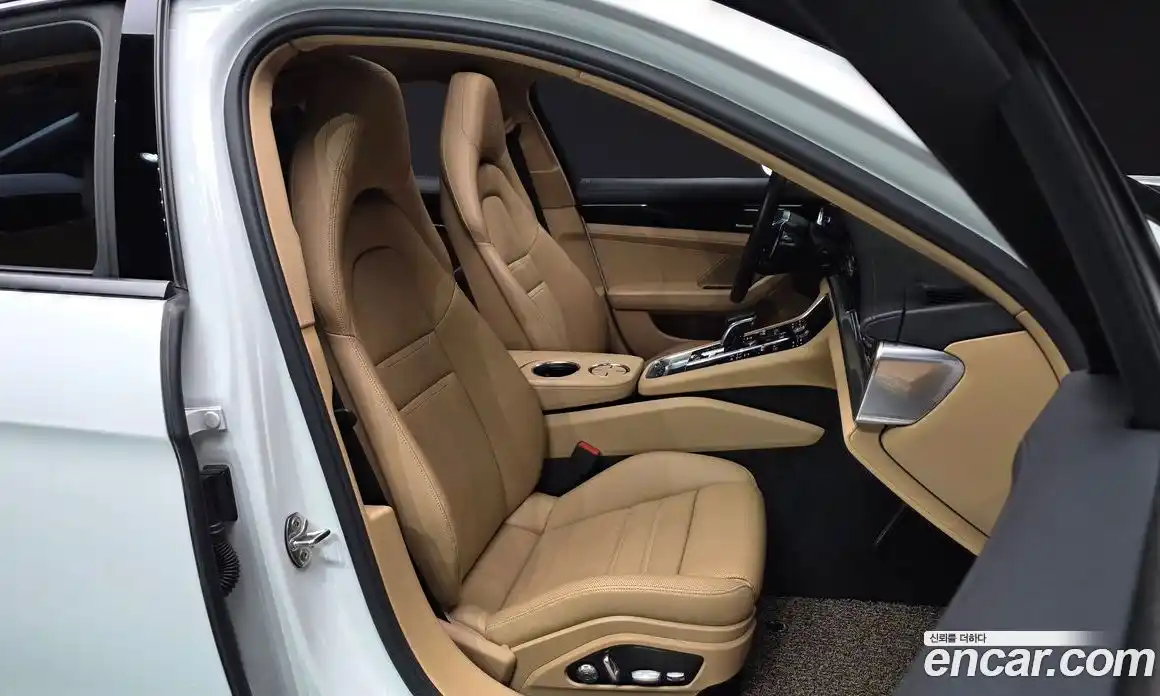 Porsche Panamera 2018 3.0 гидро в Москве № 165458, фото 9