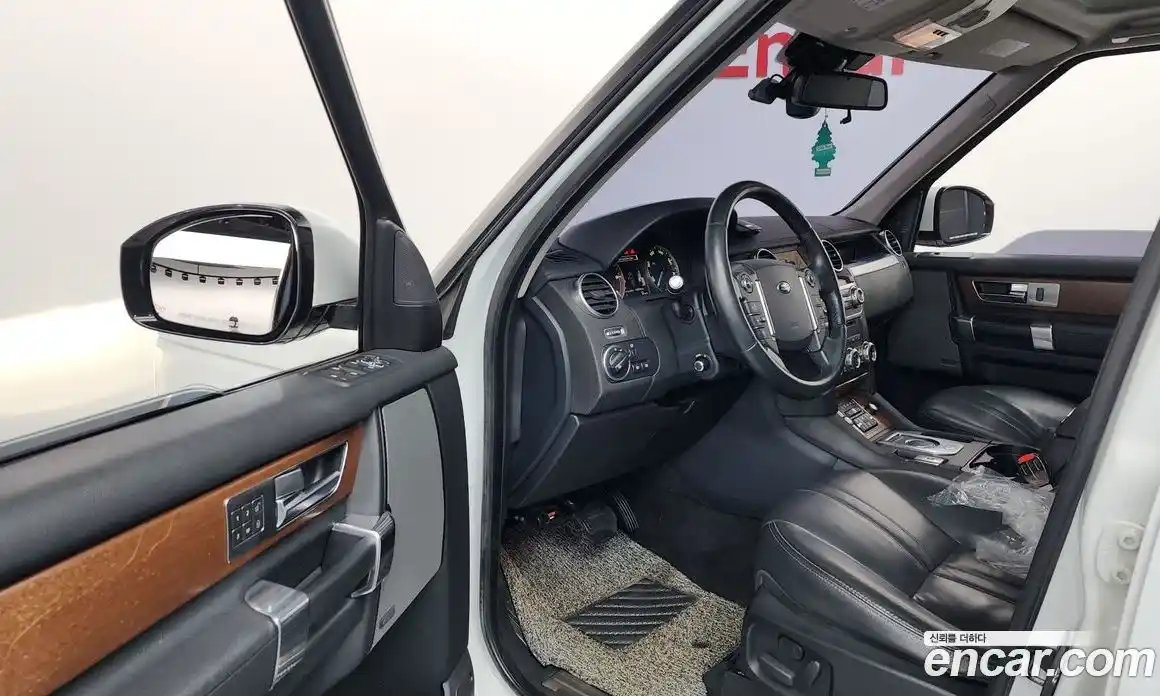 Land Rover Discovery 2016 3.0 гидро в Москве № 166556, фото 10