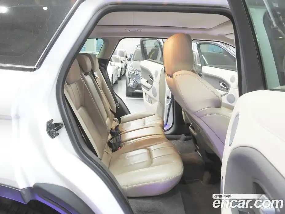Land Rover Range-Rover Evoque 2016 2.0 гидро в Москве № 166812, фото 12