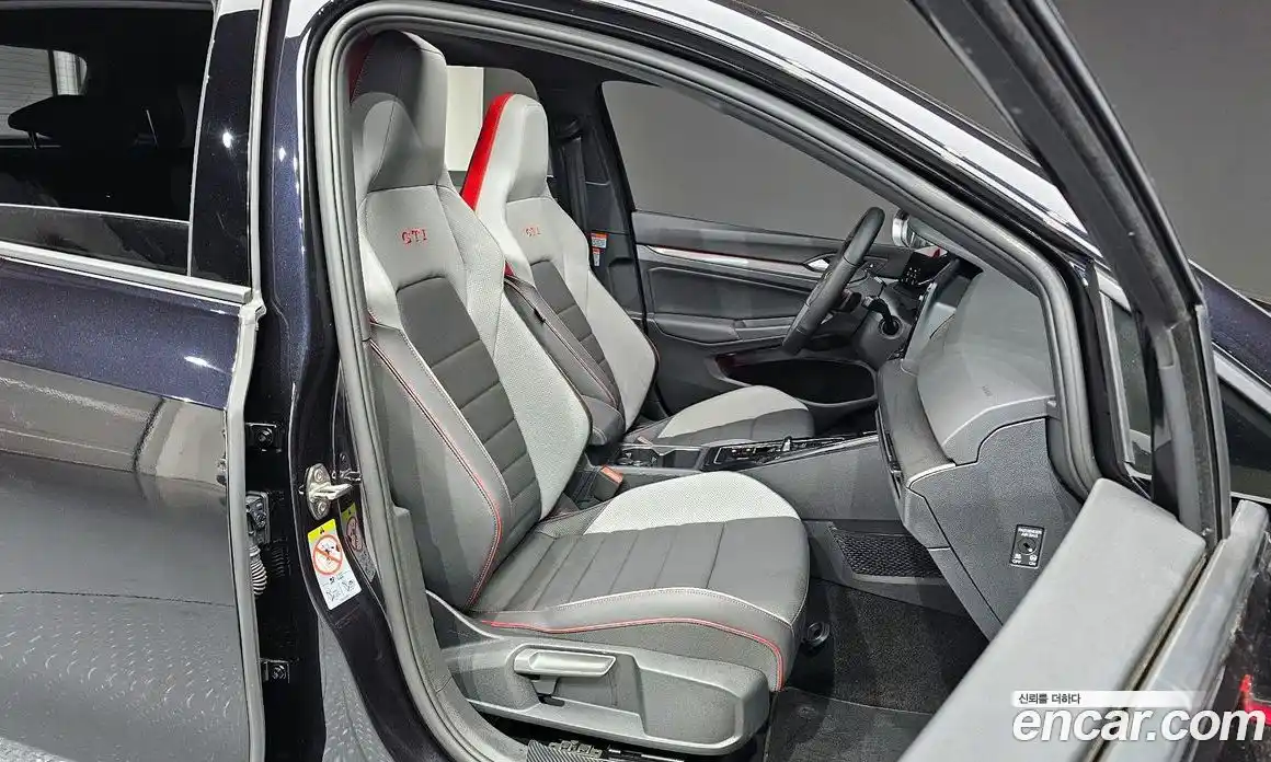 Volkswagen Golf 2023 2.0 гидро в Москве № 168473, фото 12