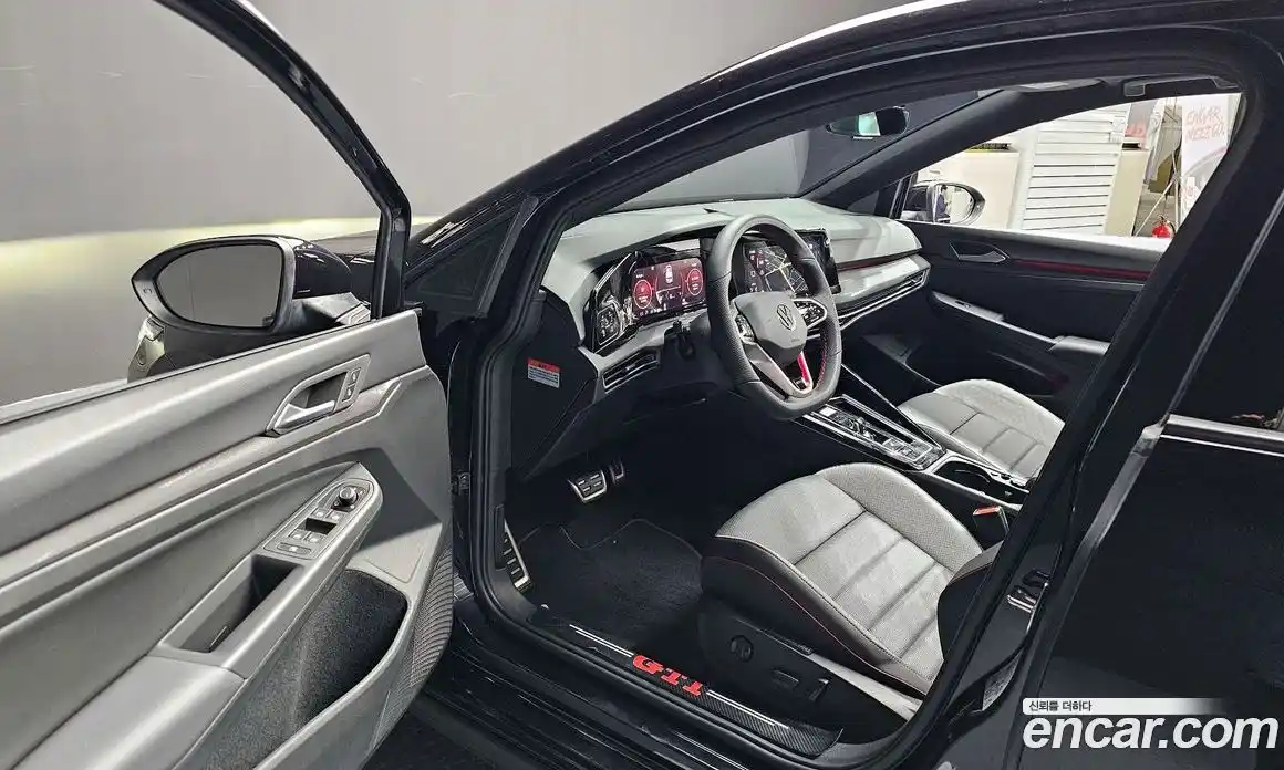 Volkswagen Golf 2023 2.0 гидро в Москве № 168473, фото 10