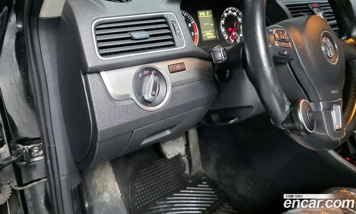 Volkswagen Passat 2015 1.8 гидро в Москве № 169116, фото 15