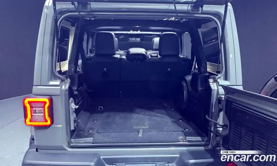 Jeep Wrangler 2020 2.0 гидро в Москве № 169781, фото 20
