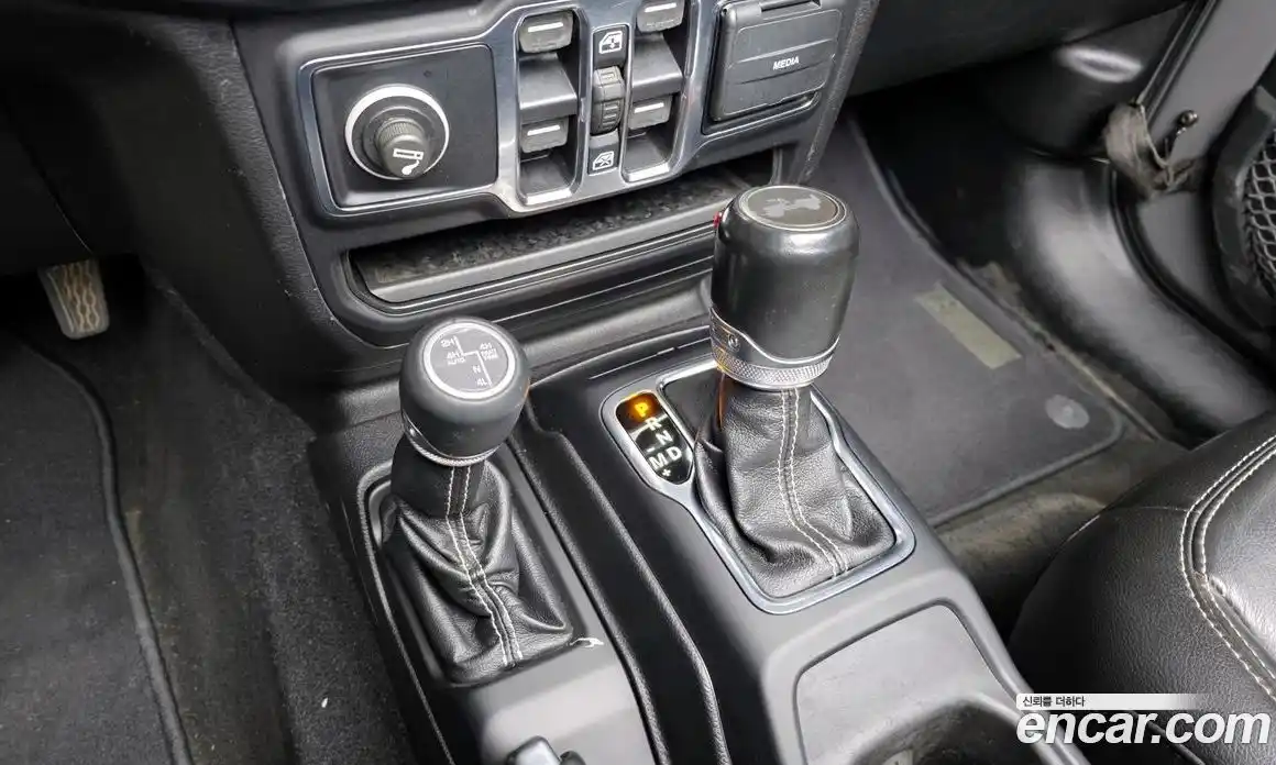 Jeep Wrangler 2020 2.0 гидро в Москве № 169781, фото 9