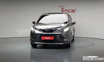 Toyota Sienna 2021 2.5 гидро в Москве № 170309, миниатюра 2
