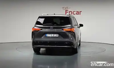 Toyota Sienna 2021 2.5 гидро в Москве № 170309, миниатюра 3