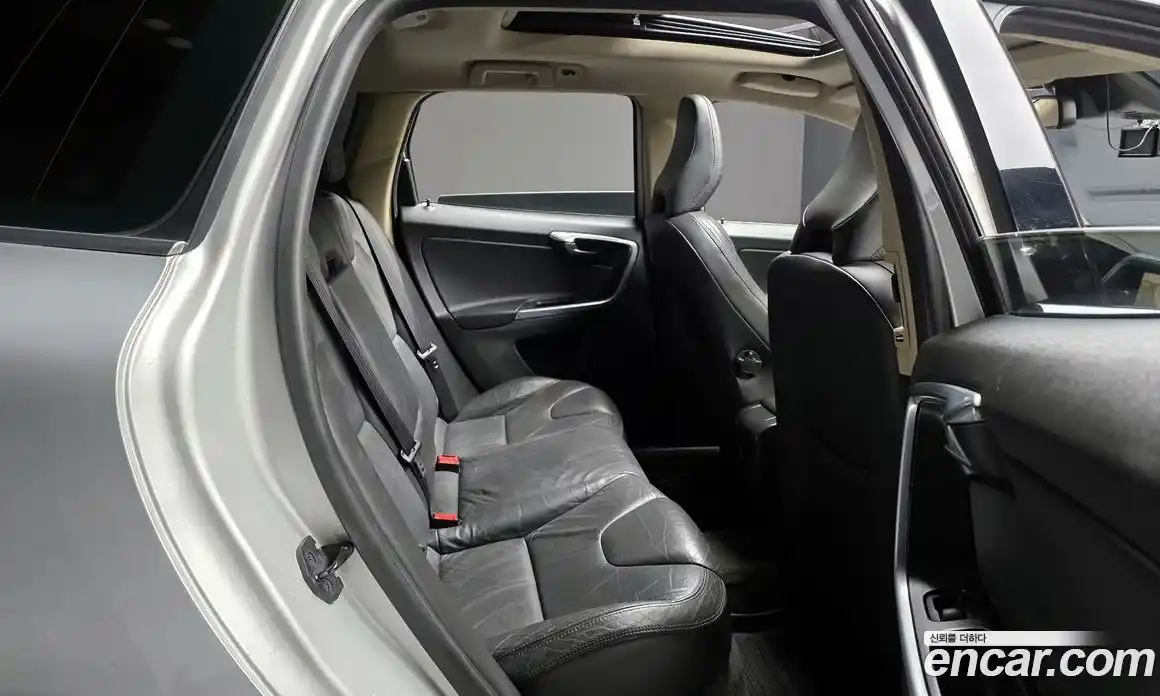 Volvo XC60 2013 2.0 гидро в Москве № 172388, фото 12