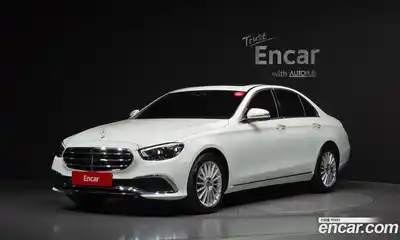 Mercedes-Benz E-Class, 2022