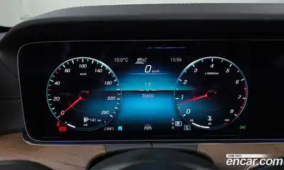 Mercedes-Benz E-Class 2022 2.0 гидро, миниатюра 8