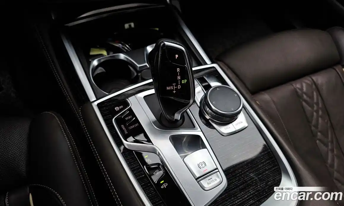 BMW 7-Series 2017 3.0 гидро в Москве № 192855, фото 9