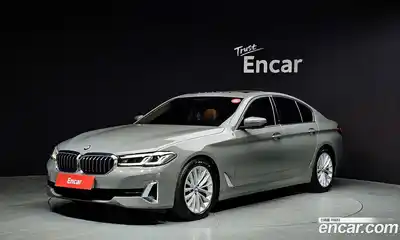 BMW 5-Series, 2022