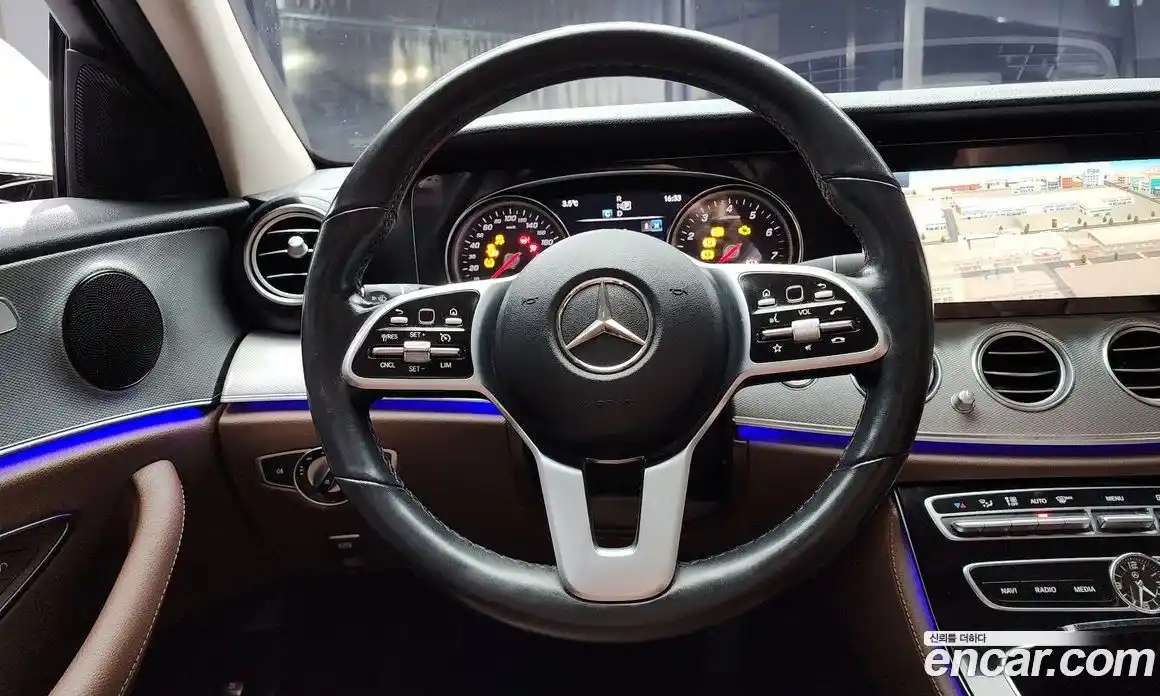Mercedes-Benz E-Class 2019 2.0 гидро в Москве № 194024, фото 13