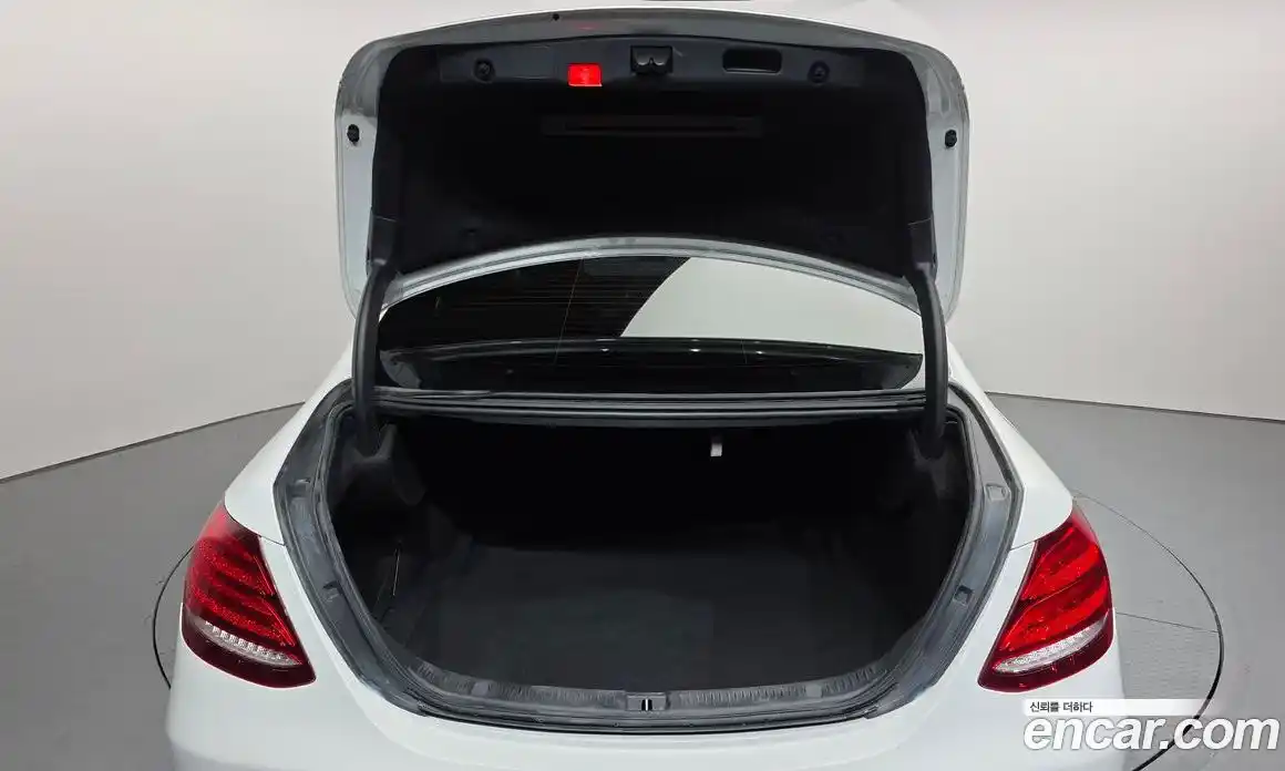 Mercedes-Benz E-Class 2019 2.0 гидро в Москве № 195535, фото 20