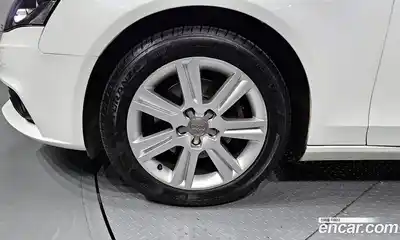 Audi A4 2011 2.0 гидро в Москве № 196646, миниатюра 5