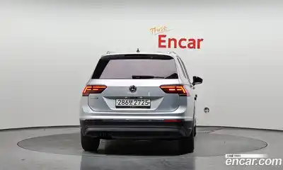 Volkswagen Tiguan 2020 2.0 гидро в Москве № 199237, миниатюра 4