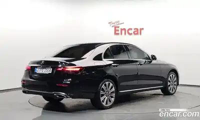 Mercedes-Benz E-Class, 2023