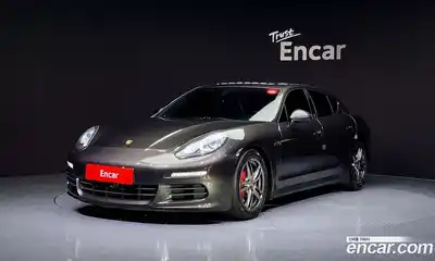 Porsche Panamera, 2014