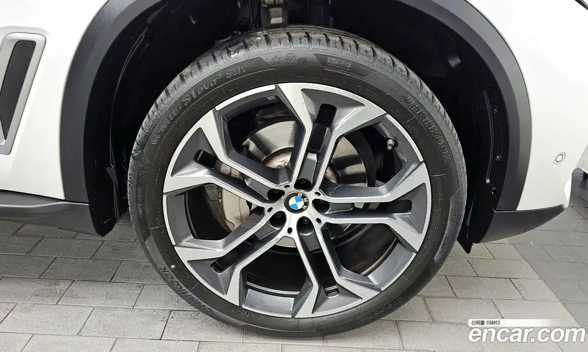 BMW X5 2023 3.0 гидро в Москве № 210714, фото 5